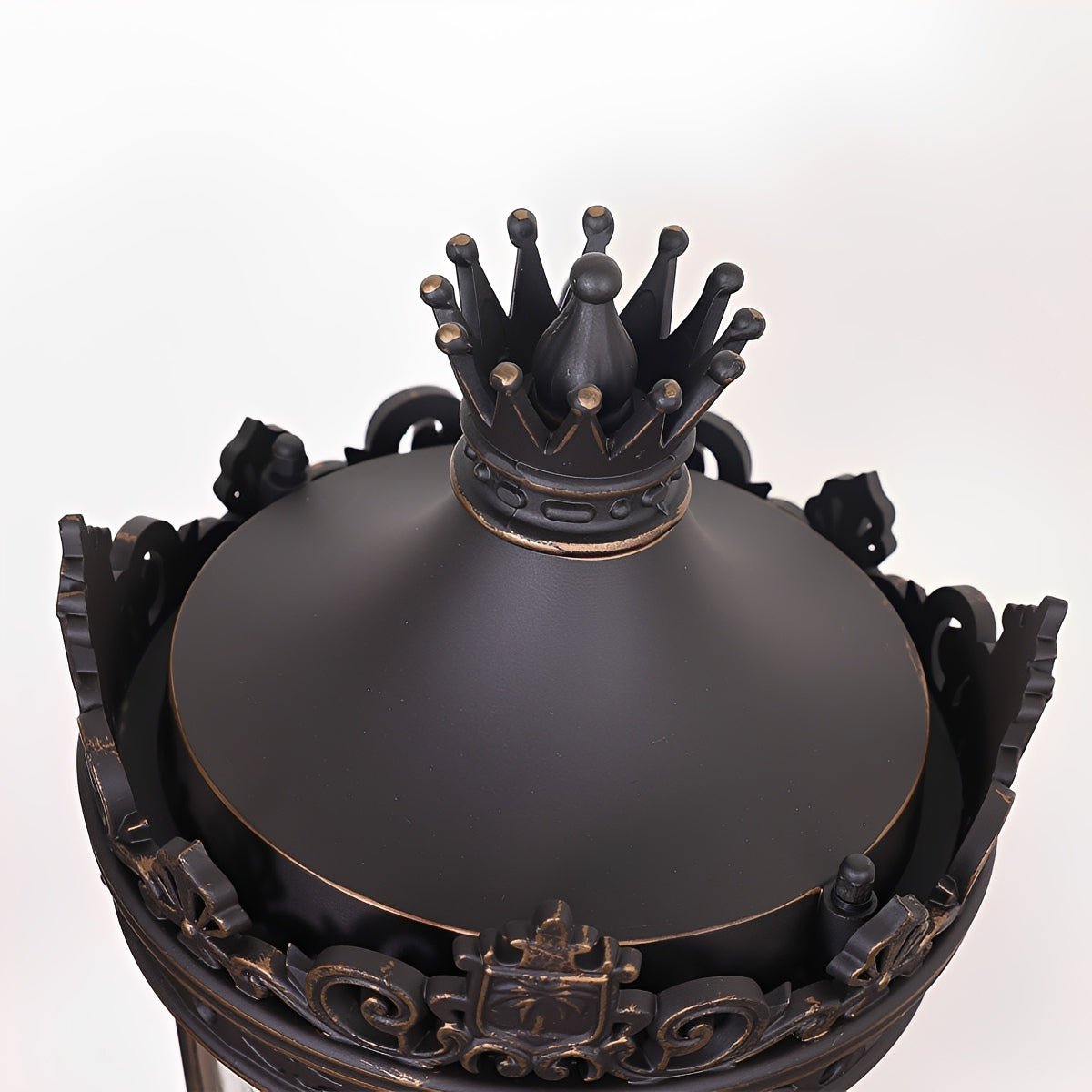 Classic Vintage European Lantern Outdoor Post Light - Glimvale