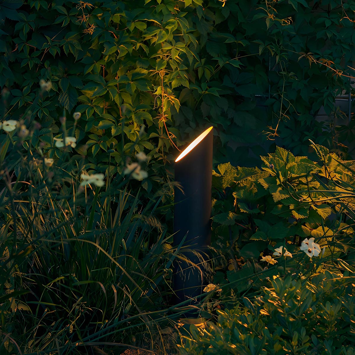Waterproof Cylinder LED Spot Light Outdoor Landscape Lighting - Glimvale