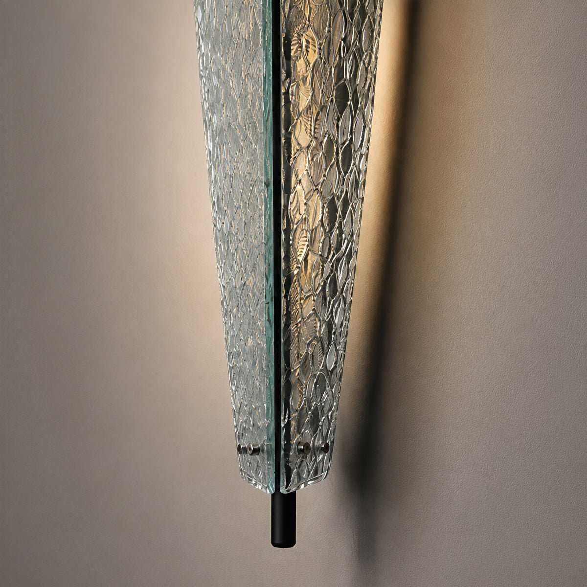 Waterproof Luxury Diamond Leaf Textured Glass Outdoor Wall Light - Glimvale